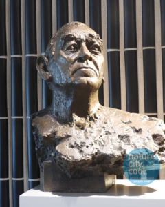 Bust of Alvar Aalto